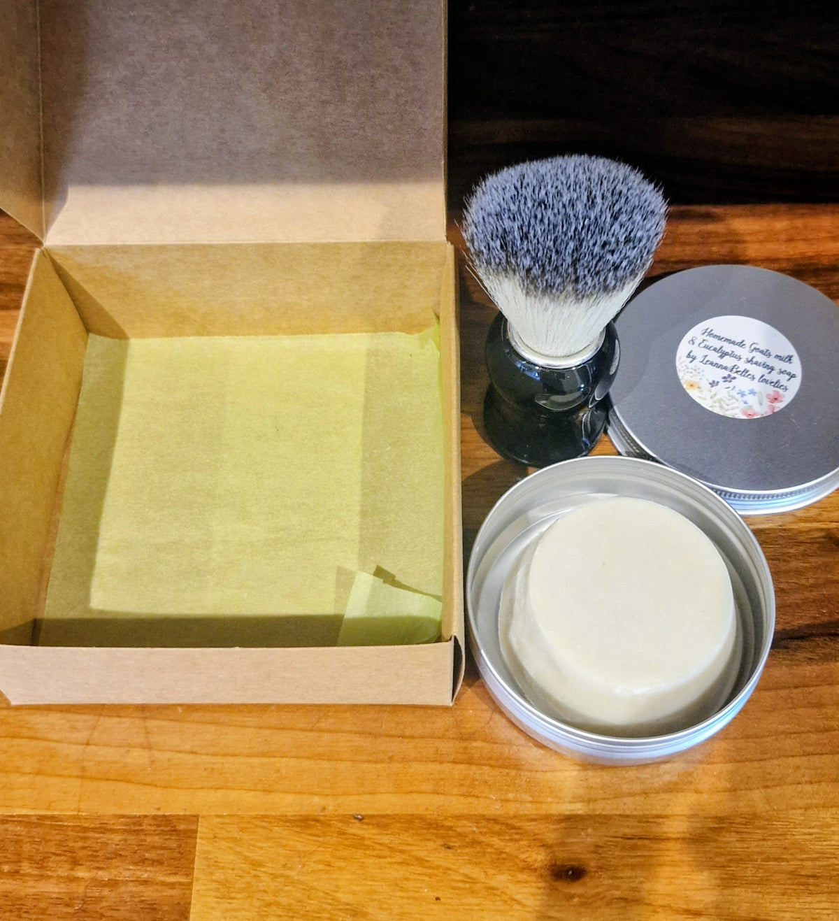 Goats Milk & Eucalyptus Shave Bar set